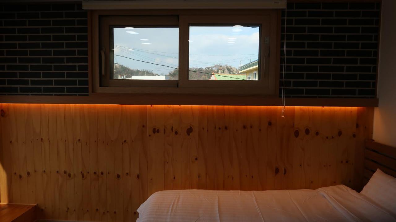 38Th Street Guesthouse Mokpo Ngoại thất bức ảnh