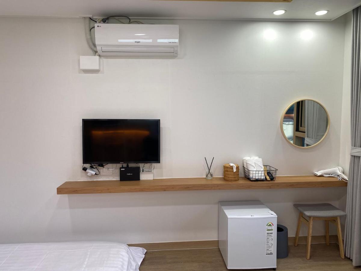 38Th Street Guesthouse Mokpo Ngoại thất bức ảnh