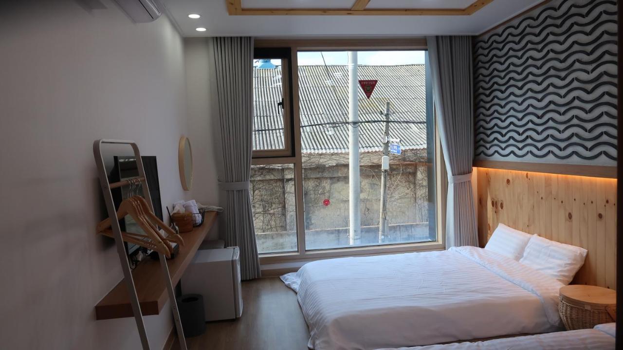 38Th Street Guesthouse Mokpo Ngoại thất bức ảnh