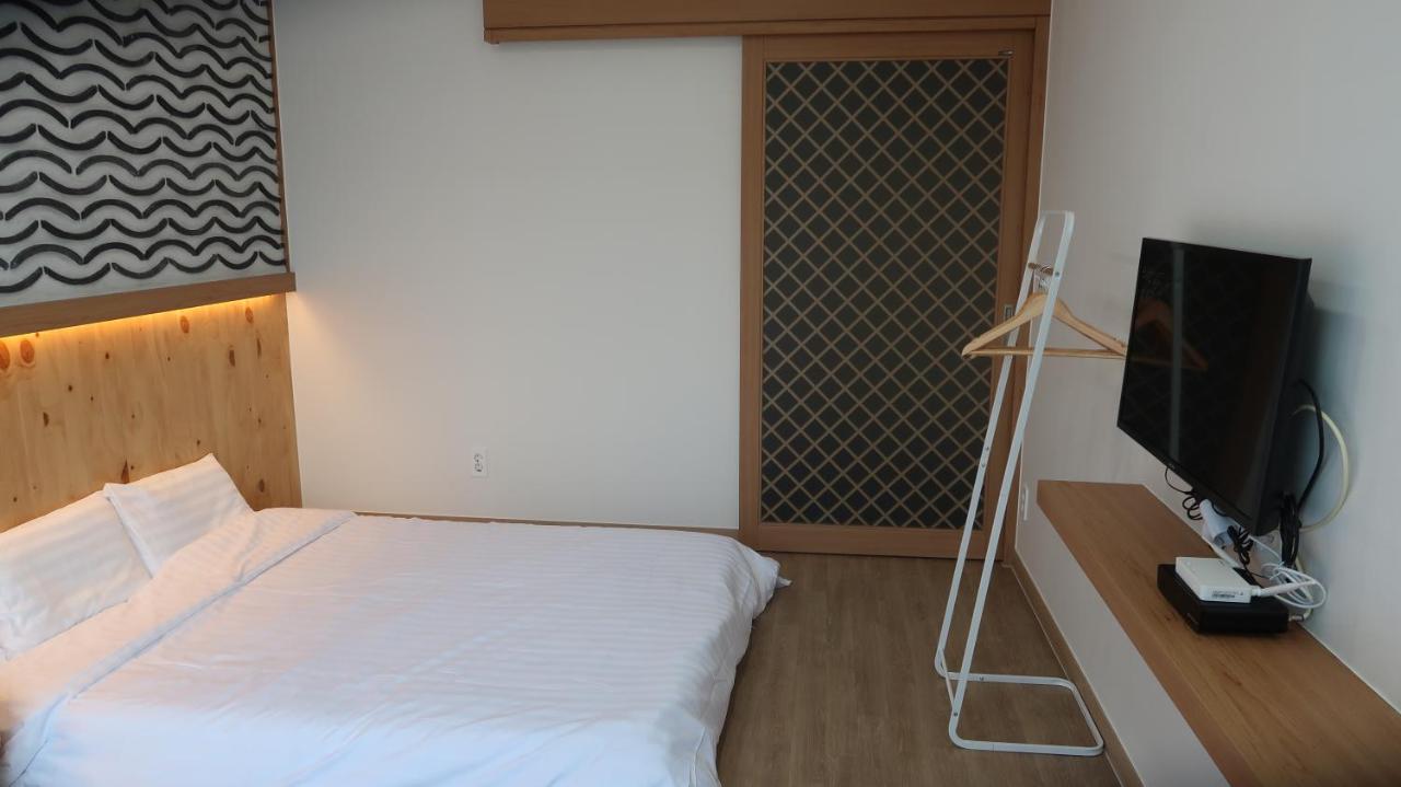 38Th Street Guesthouse Mokpo Ngoại thất bức ảnh