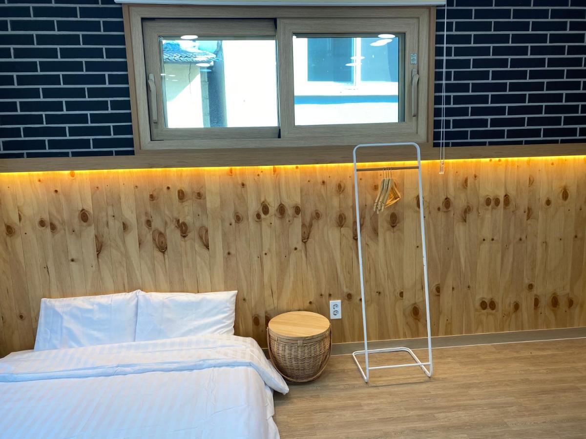 38Th Street Guesthouse Mokpo Ngoại thất bức ảnh