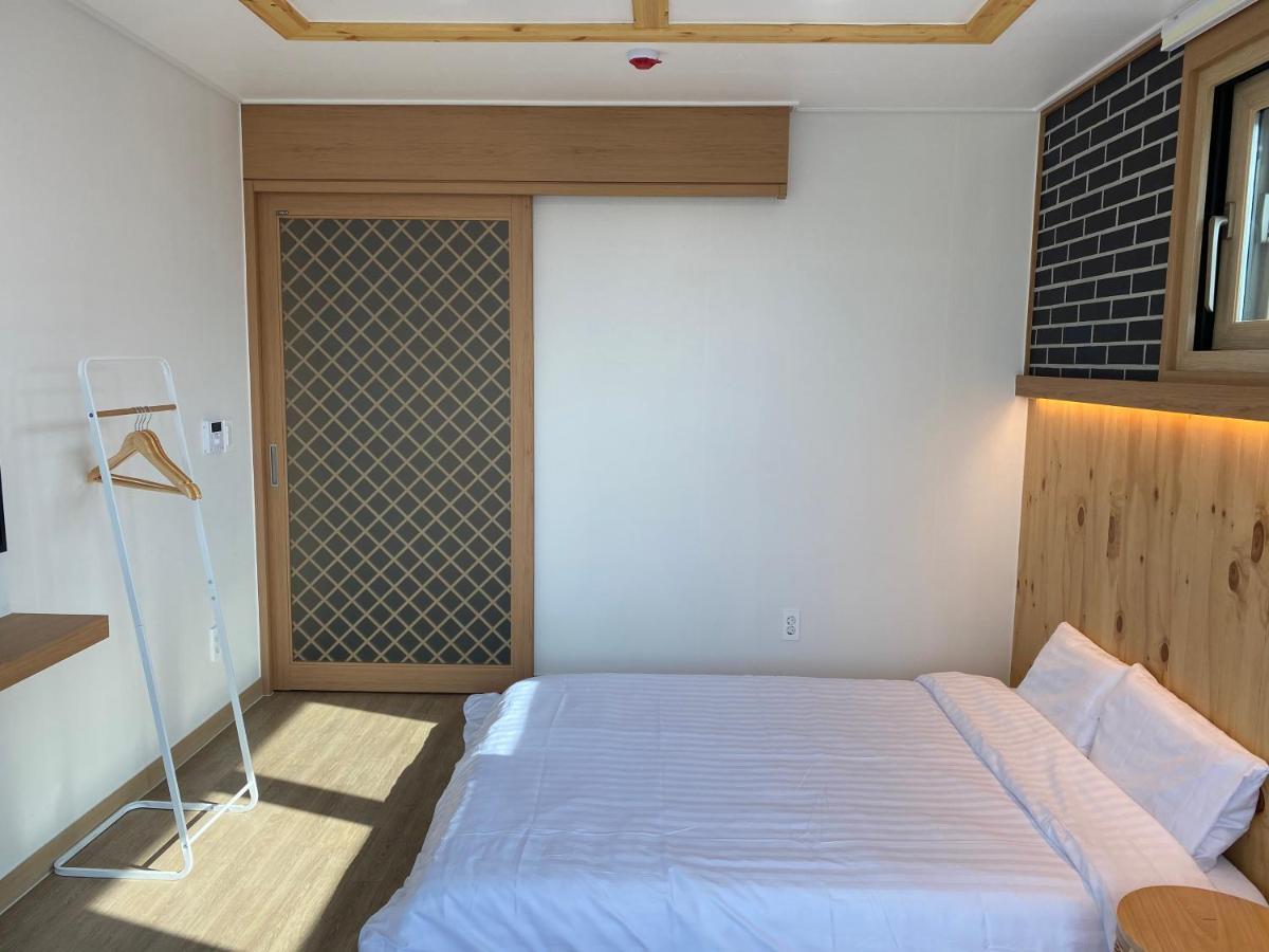 38Th Street Guesthouse Mokpo Ngoại thất bức ảnh