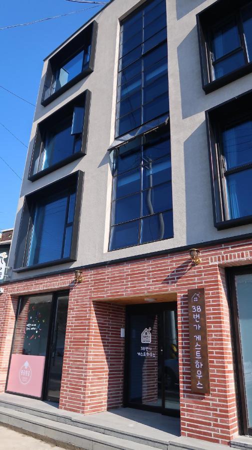 38Th Street Guesthouse Mokpo Ngoại thất bức ảnh